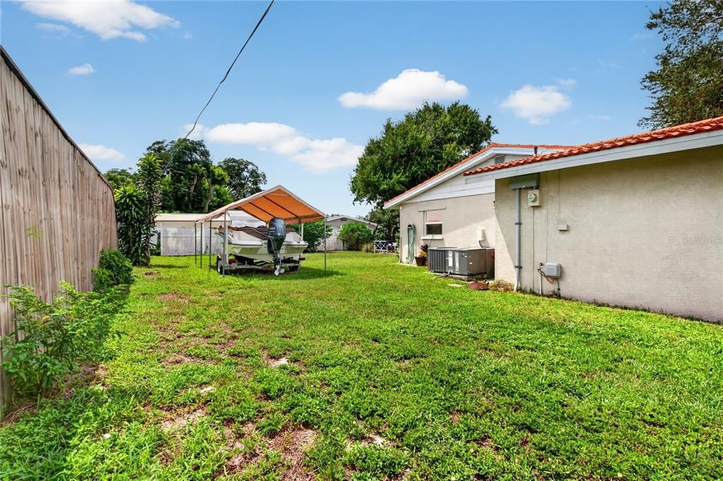 For Sale: $449,000 (2 beds, 2 baths, 1464 Square Feet)