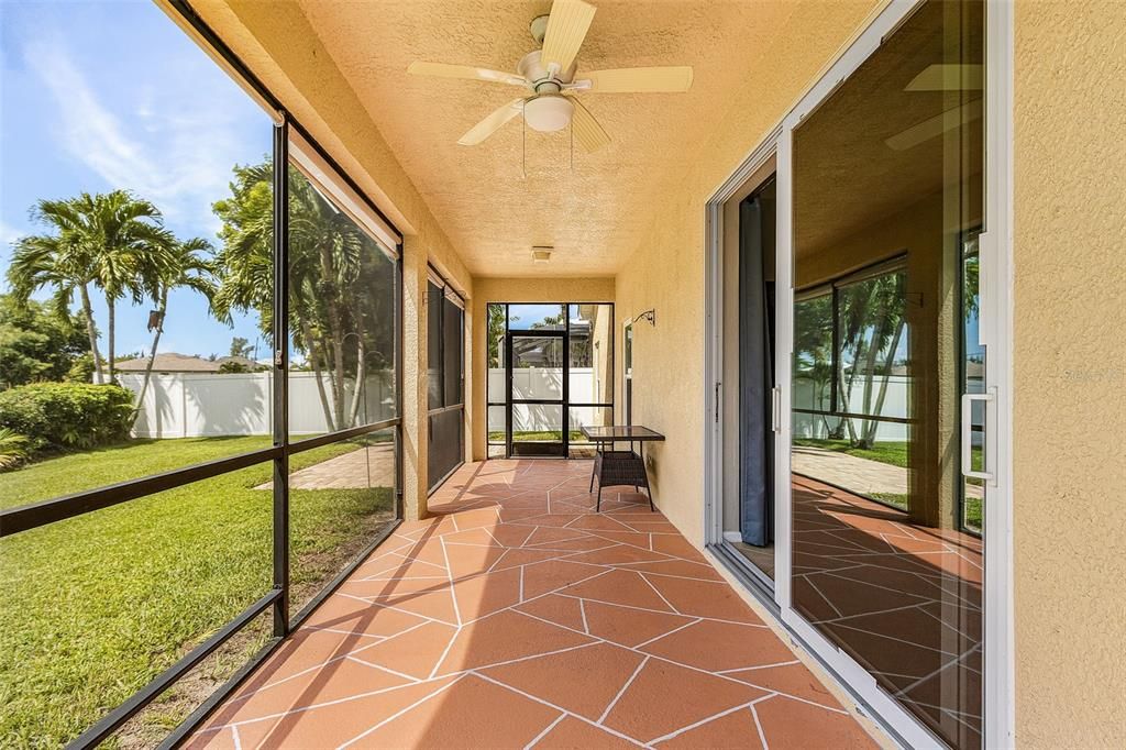 For Sale: $369,900 (3 beds, 2 baths, 1926 Square Feet)