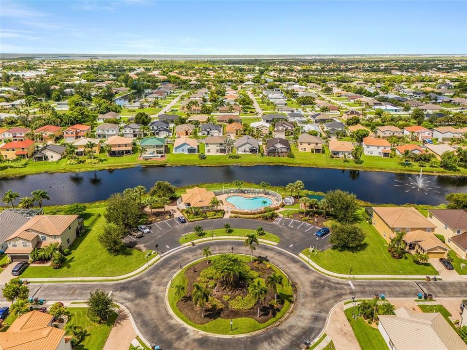 For Sale: $369,900 (3 beds, 2 baths, 1926 Square Feet)