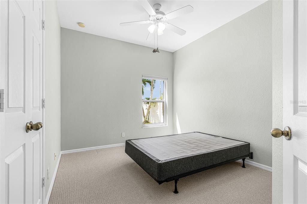 For Sale: $369,900 (3 beds, 2 baths, 1926 Square Feet)