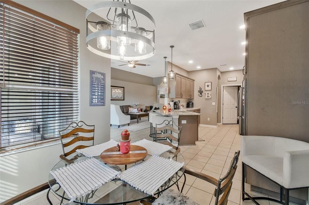 En Venta: $439,900 (3 camas, 2 baños, 1820 Pies cuadrados)