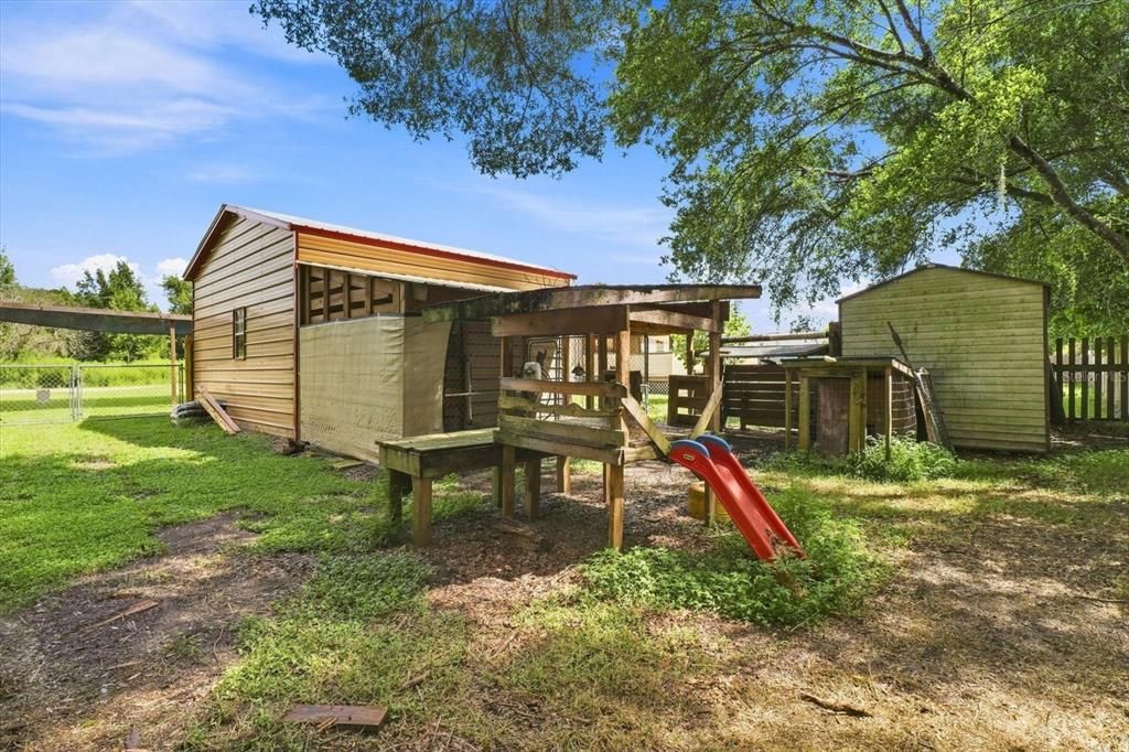 For Sale: $250,000 (5 beds, 3 baths, 2356 Square Feet)