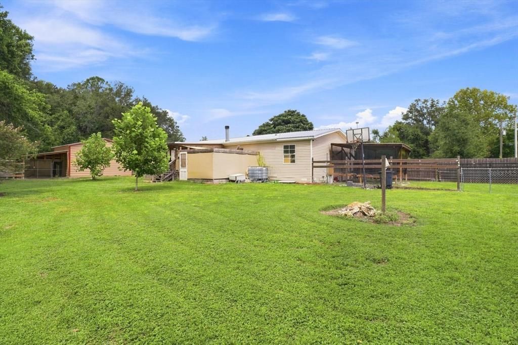 For Sale: $250,000 (5 beds, 3 baths, 2356 Square Feet)