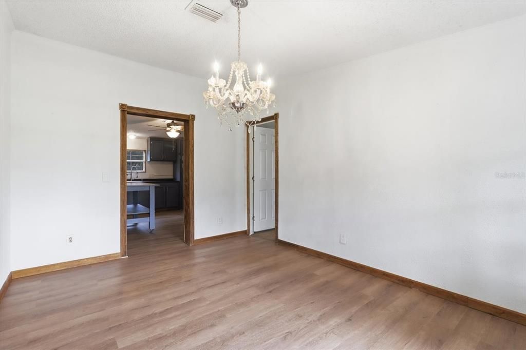 For Sale: $250,000 (5 beds, 3 baths, 2356 Square Feet)