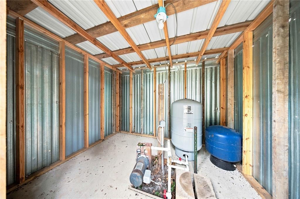 На продажу: $292,550 (3 спален, 2 ванн, 1152 Квадратных фут)