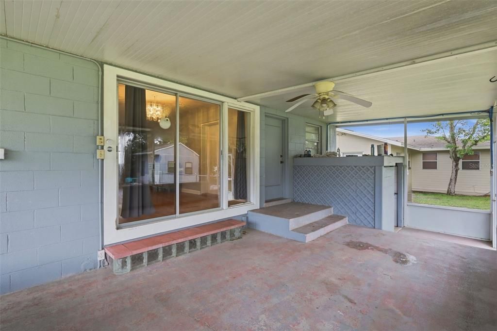 For Sale: $269,900 (3 beds, 1 baths, 1188 Square Feet)