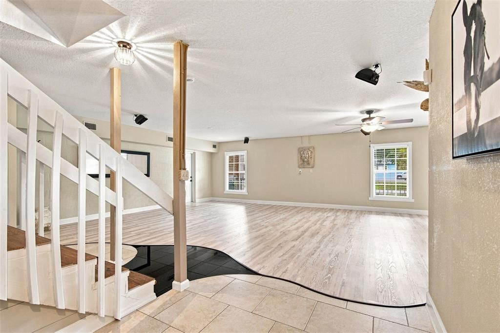 En Venta: $739,900 (3 camas, 2 baños, 1728 Pies cuadrados)