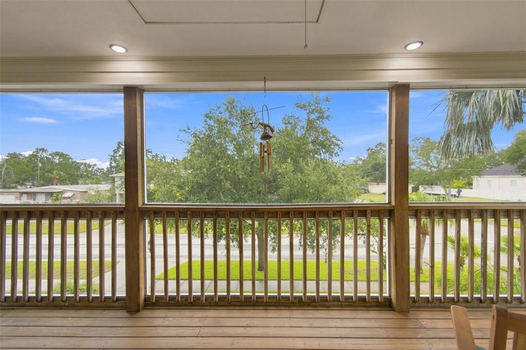 En Venta: $739,900 (3 camas, 2 baños, 1728 Pies cuadrados)