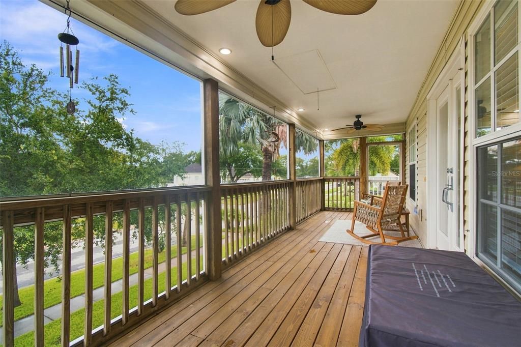 En Venta: $739,900 (3 camas, 2 baños, 1728 Pies cuadrados)