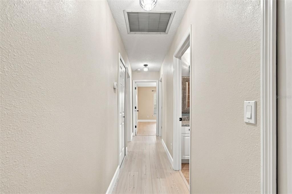 En Venta: $739,900 (3 camas, 2 baños, 1728 Pies cuadrados)