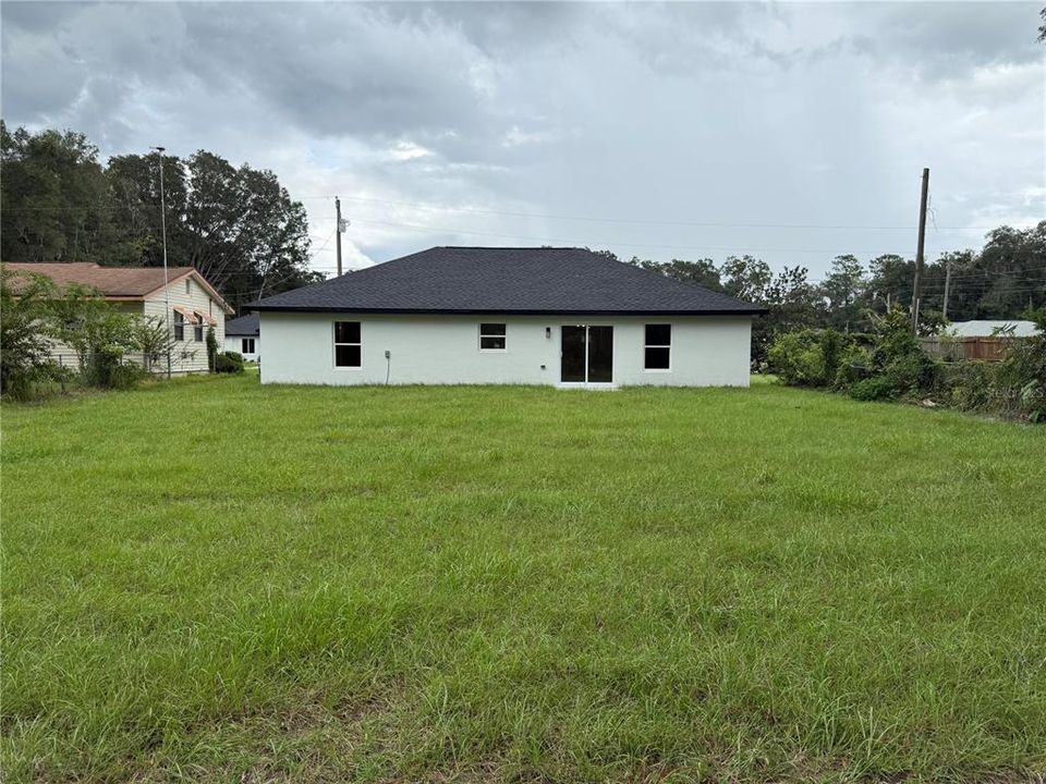 For Sale: $272,500 (3 beds, 2 baths, 1402 Square Feet)