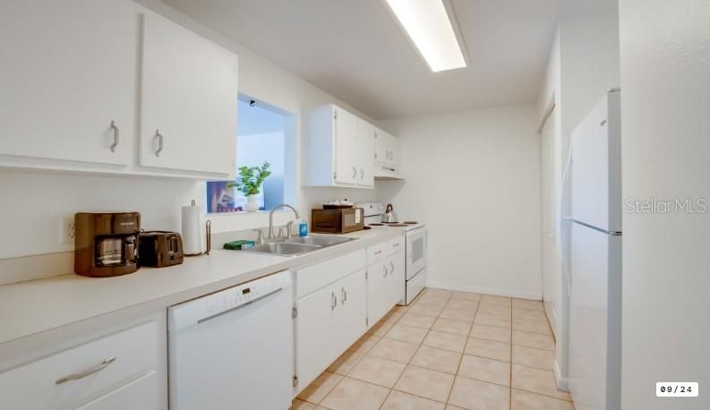 For Rent: $1,500 (2 beds, 2 baths, 1100 Square Feet)