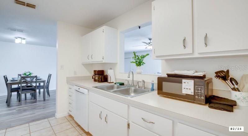 For Rent: $1,500 (2 beds, 2 baths, 1100 Square Feet)