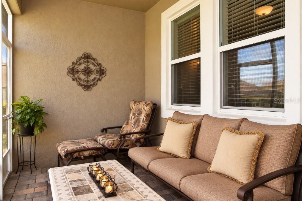 For Sale: $406,000 (3 beds, 2 baths, 1784 Square Feet)