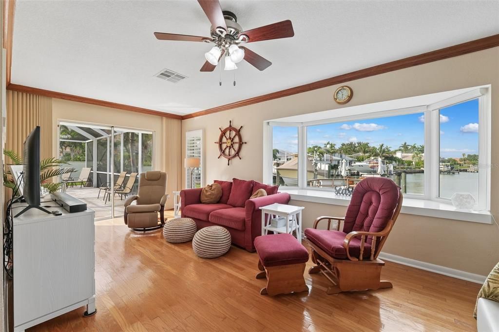 For Sale: $1,499,900 (3 beds, 3 baths, 2343 Square Feet)