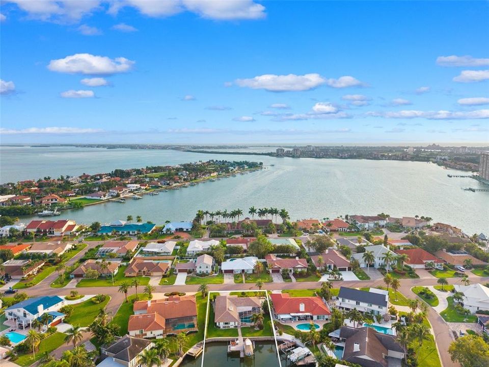 For Sale: $1,499,900 (3 beds, 3 baths, 2343 Square Feet)
