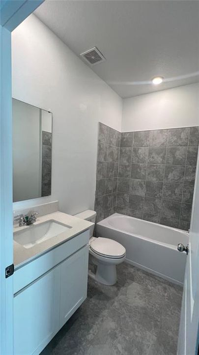 En Renta: $3,800 (4 camas, 3 baños, 2093 Pies cuadrados)