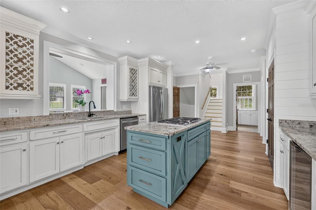For Sale: $1,250,000 (4 beds, 4 baths, 4066 Square Feet)