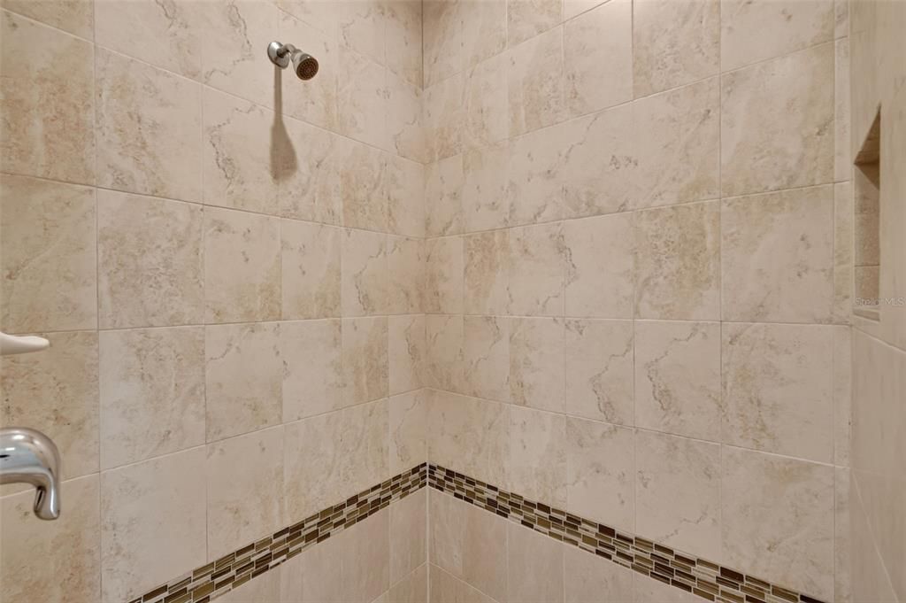 For Sale: $1,250,000 (4 beds, 4 baths, 4066 Square Feet)