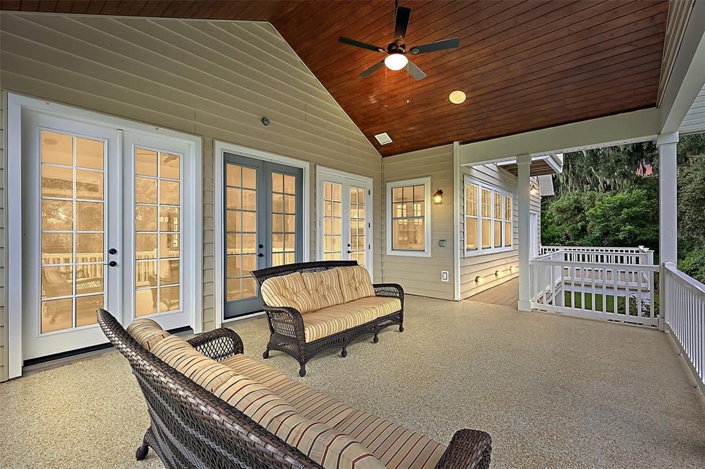 For Sale: $1,250,000 (4 beds, 4 baths, 4066 Square Feet)