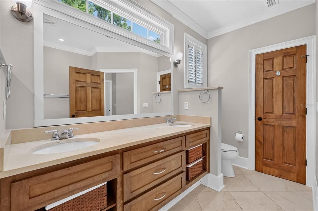 For Sale: $1,250,000 (4 beds, 4 baths, 4066 Square Feet)