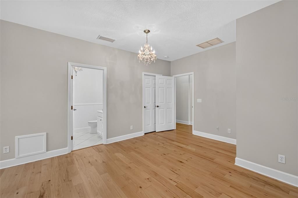 For Sale: $1,250,000 (4 beds, 4 baths, 4066 Square Feet)