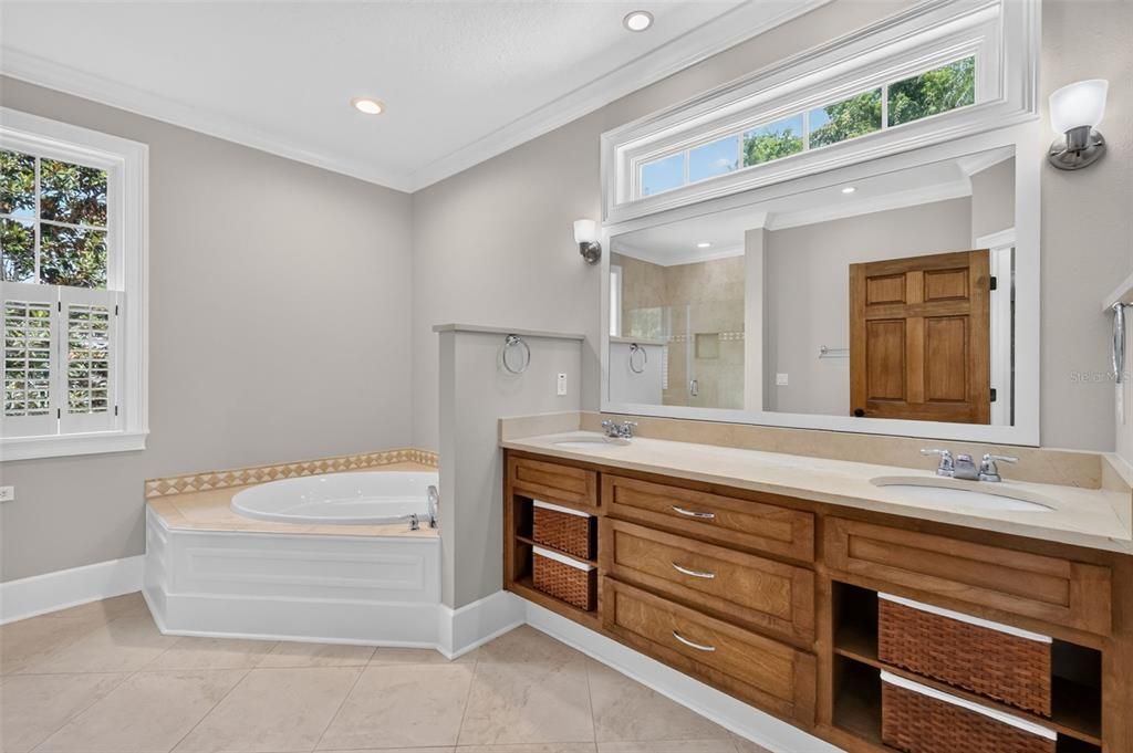 For Sale: $1,250,000 (4 beds, 4 baths, 4066 Square Feet)