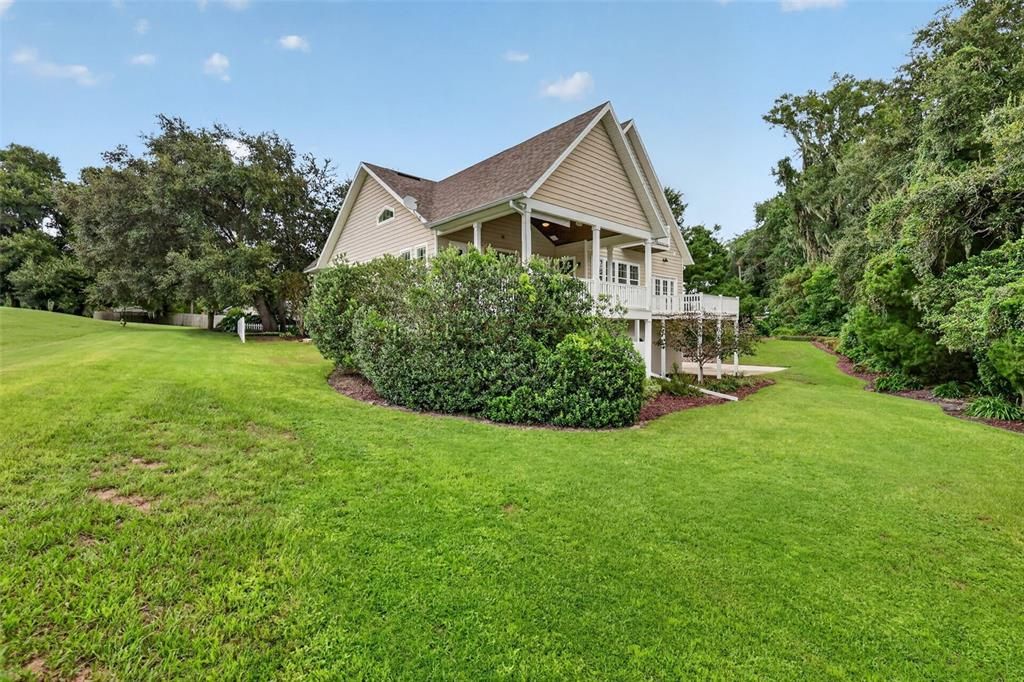 For Sale: $1,250,000 (4 beds, 4 baths, 4066 Square Feet)