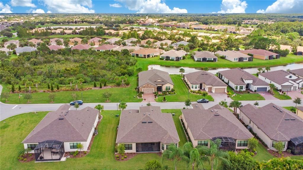 En Venta: $489,000 (3 camas, 3 baños, 2296 Pies cuadrados)