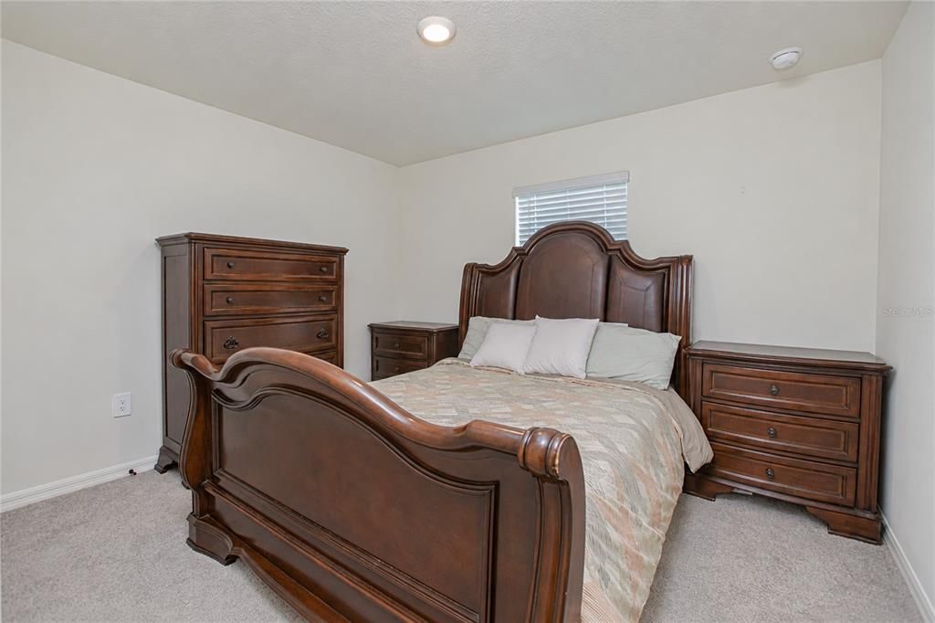 For Sale: $275,000 (3 beds, 2 baths, 1532 Square Feet)