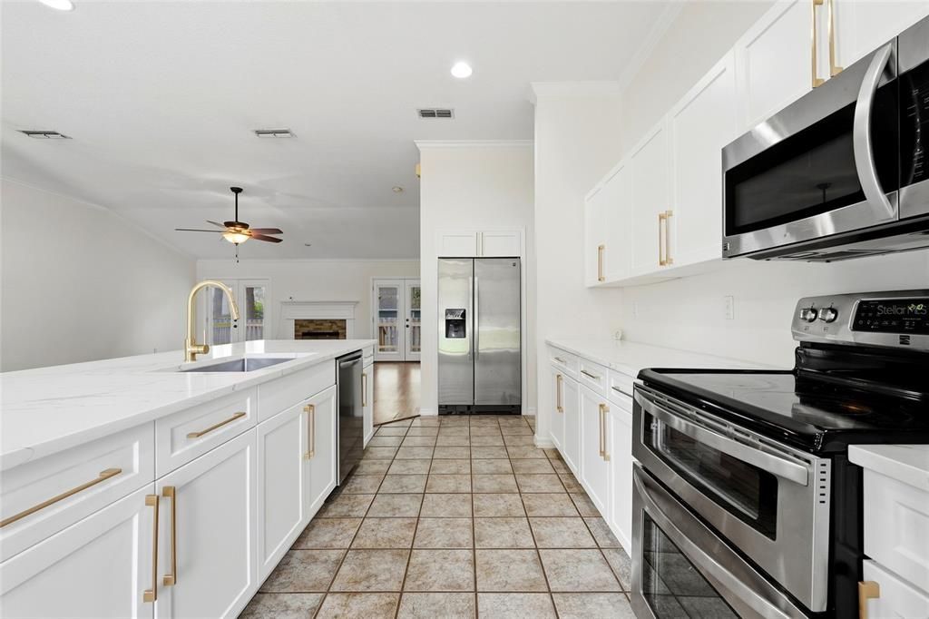 En Venta: $389,900 (3 camas, 2 baños, 1670 Pies cuadrados)