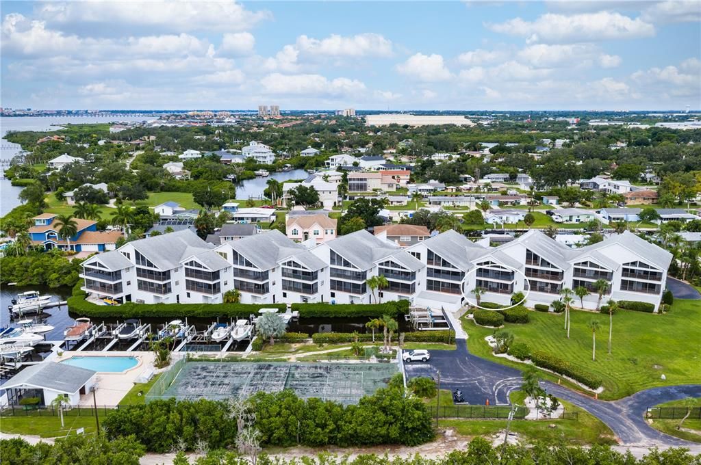 For Sale: $329,900 (2 beds, 2 baths, 1185 Square Feet)