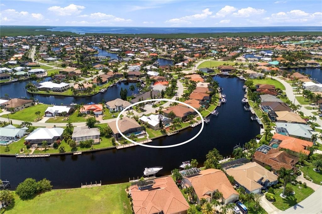 На продажу: $675,000 (3 спален, 2 ванн, 2047 Квадратных фут)