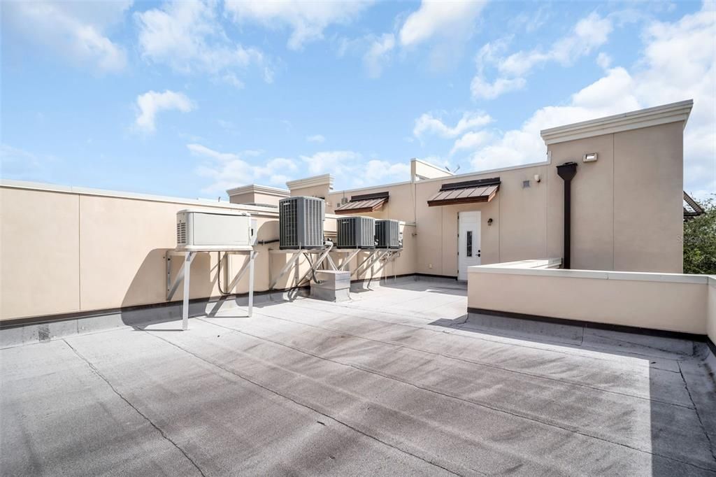 For Sale: $4,500,000 (4 beds, 5 baths, 5262 Square Feet)