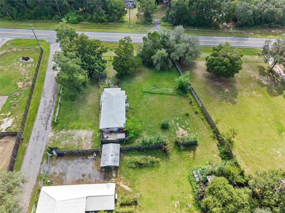 For Sale: $280,000 (2 beds, 2 baths, 903 Square Feet)