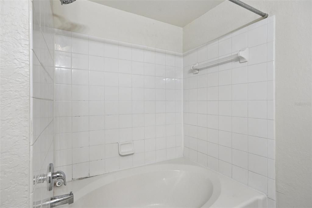 En Renta: $1,600 (2 camas, 2 baños, 1127 Pies cuadrados)