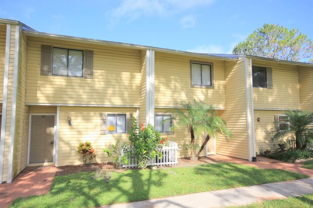 For Rent: $1,595 (2 beds, 1 baths, 1032 Square Feet)