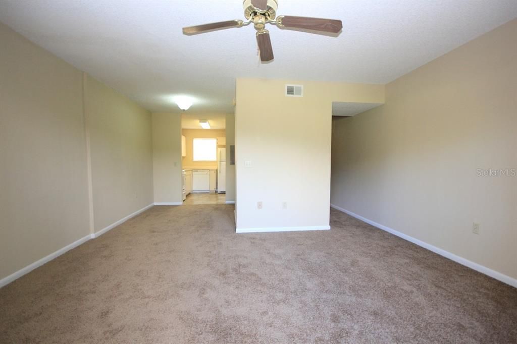 For Rent: $1,595 (2 beds, 1 baths, 1032 Square Feet)