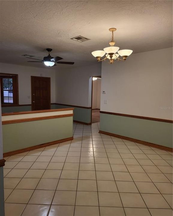 En Renta: $3,300 (3 camas, 2 baños, 1828 Pies cuadrados)