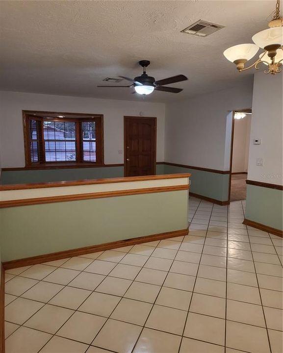 En Renta: $3,300 (3 camas, 2 baños, 1828 Pies cuadrados)
