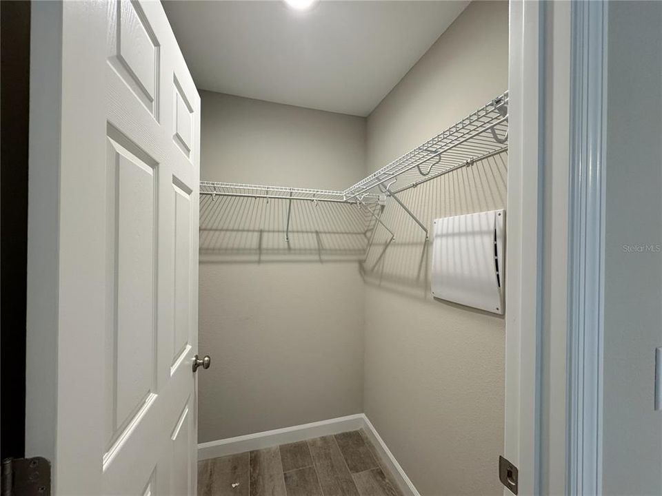 For Rent: $1,500 (2 beds, 2 baths, 930 Square Feet)