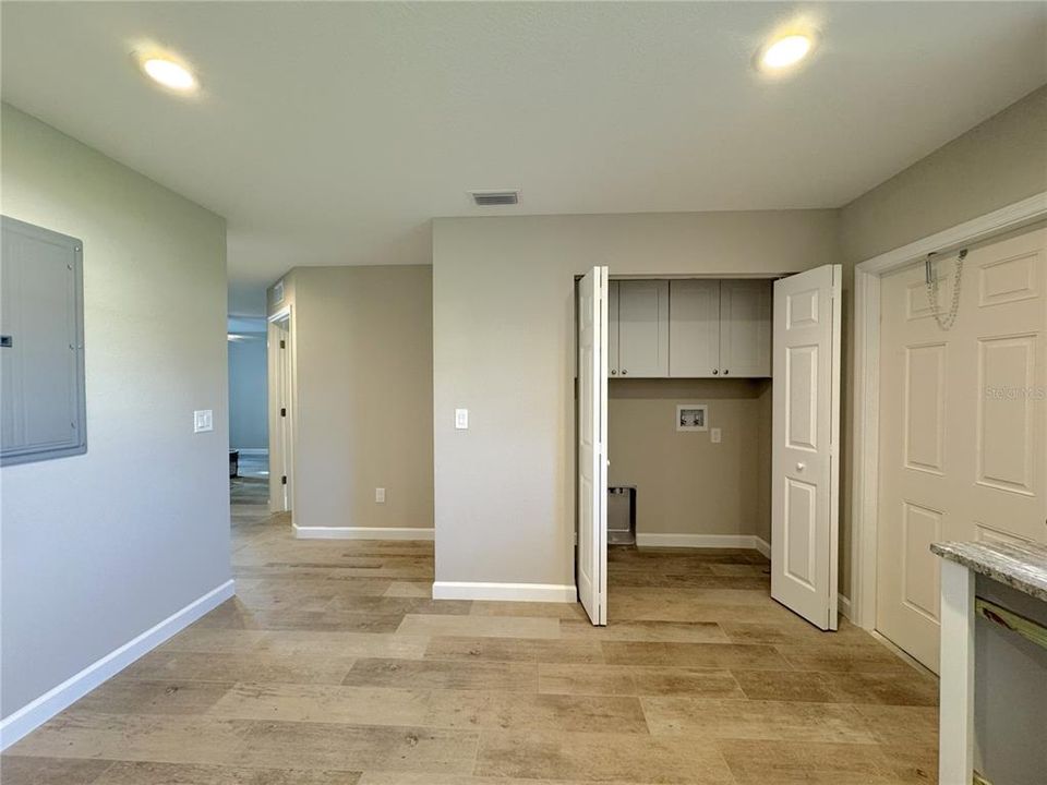 For Rent: $1,500 (2 beds, 2 baths, 930 Square Feet)