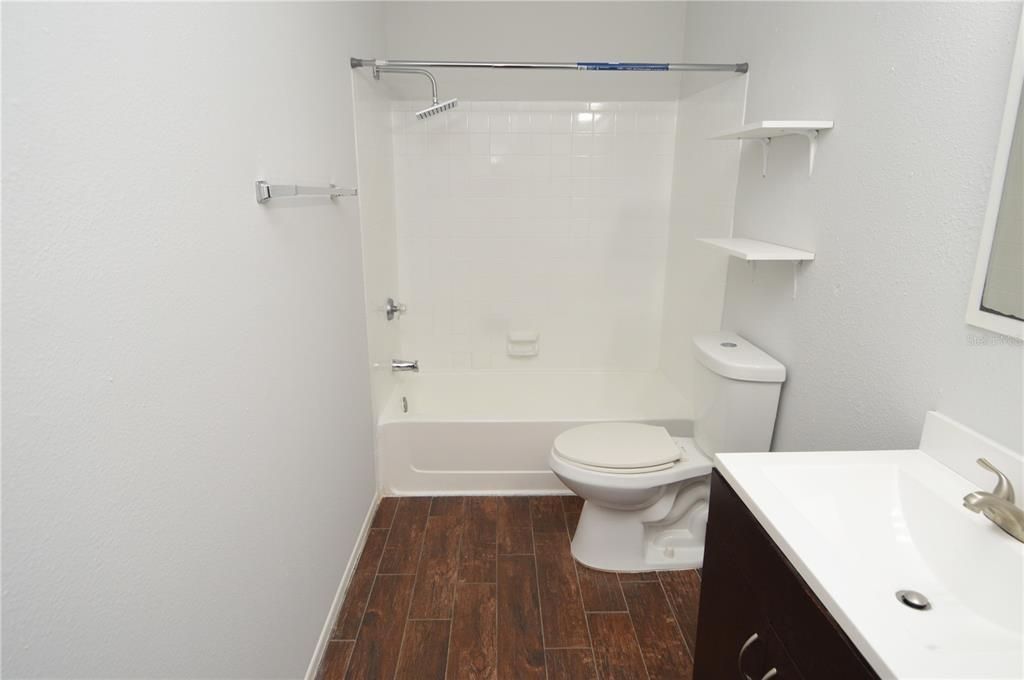 For Rent: $1,600 (2 beds, 2 baths, 1007 Square Feet)