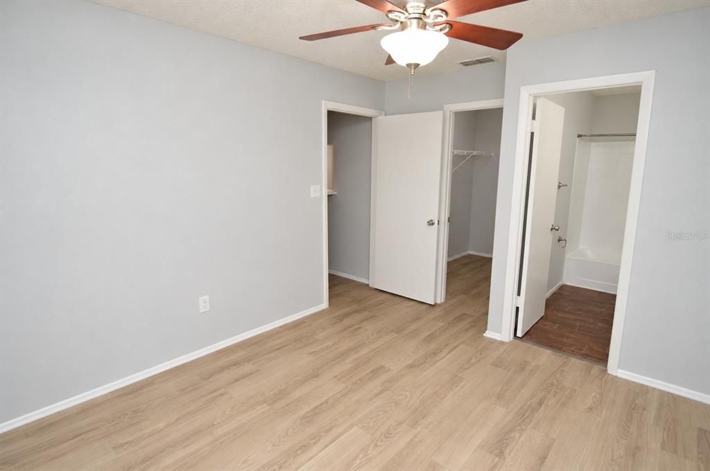 For Rent: $1,600 (2 beds, 2 baths, 1007 Square Feet)