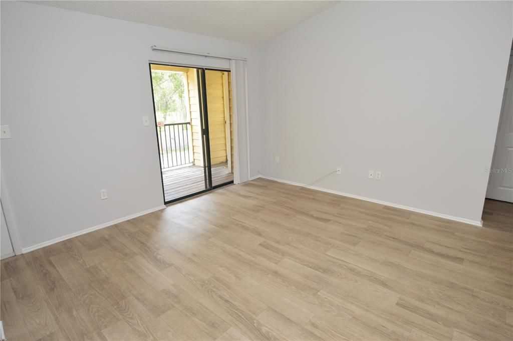 For Rent: $1,600 (2 beds, 2 baths, 1007 Square Feet)