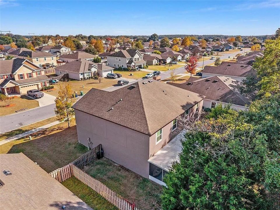 For Sale: $499,999 (6 beds, 4 baths, 3894 Square Feet)