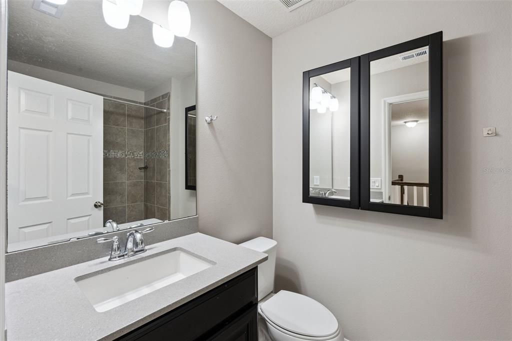 En Venta: $375,000 (3 camas, 2 baños, 1549 Pies cuadrados)