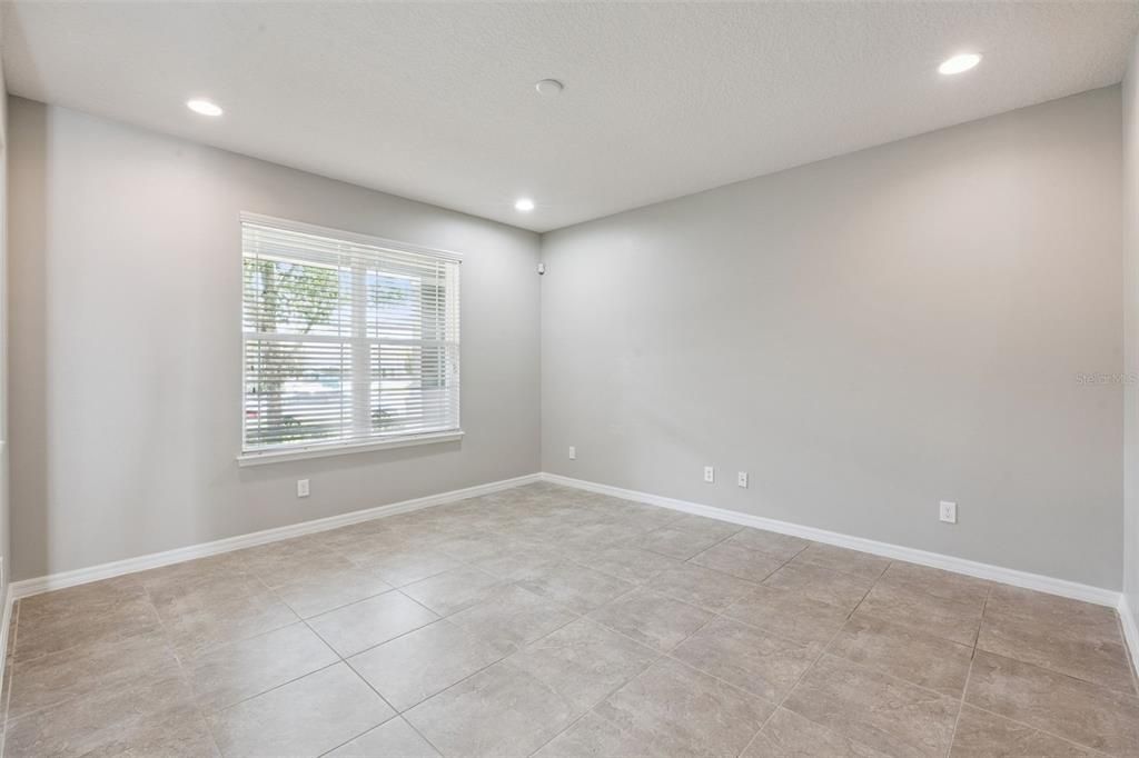 En Venta: $375,000 (3 camas, 2 baños, 1549 Pies cuadrados)