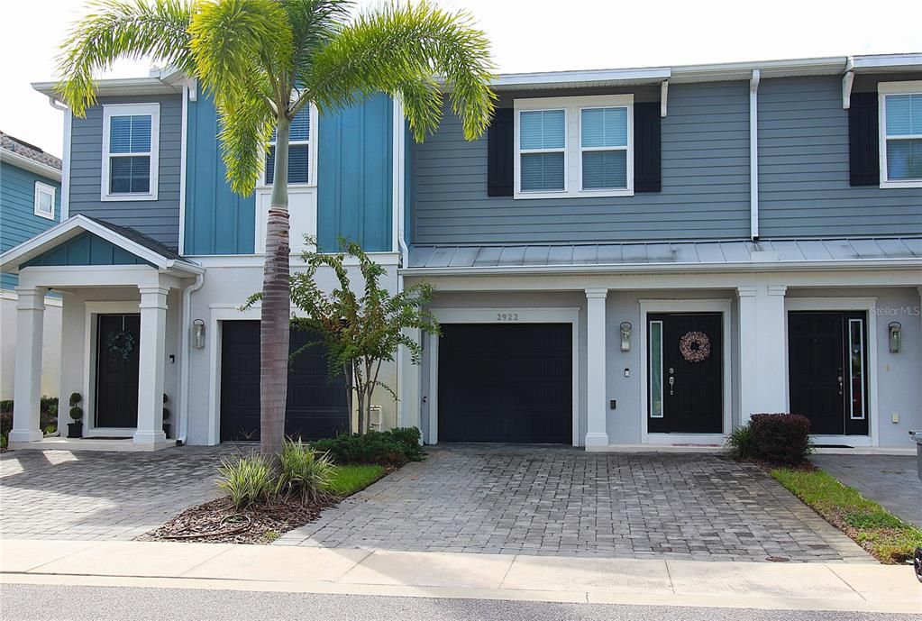 For Rent: $2,500 (3 beds, 2 baths, 1852 Square Feet)