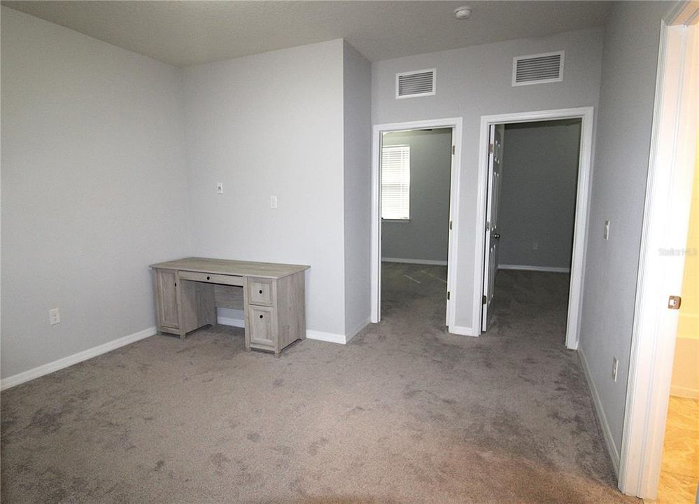 For Rent: $2,500 (3 beds, 2 baths, 1852 Square Feet)